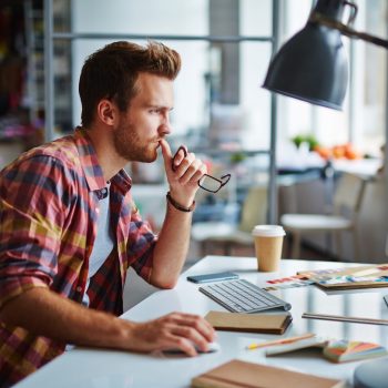 how-to-become-freelance-interior-designer-scaled